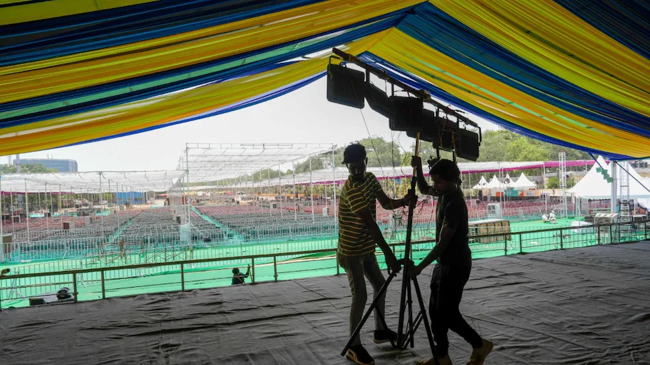 Delhi Gears Up for Grand Swearing-in Ceremony at Ramlila Maidan