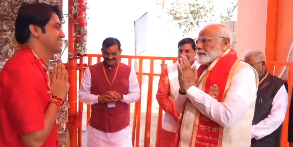 Narendra Modi Lauds Efforts by Bageshwar Dham